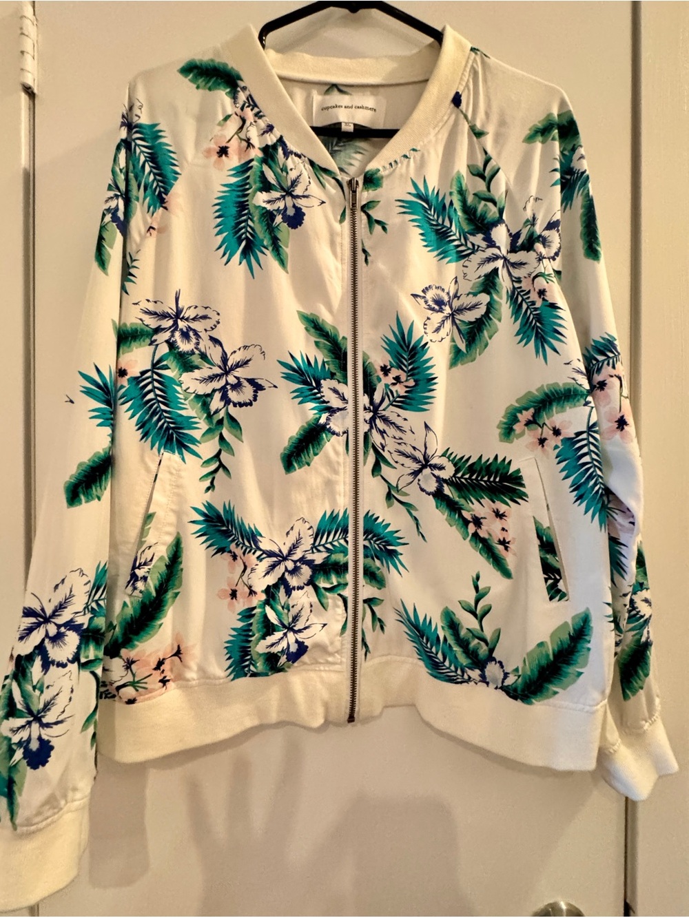 CUPCAKES & CASHMERE Tropical Floral Zip-Front Bomber Jacket